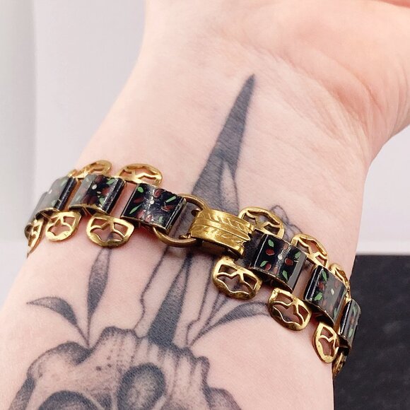 VINTAGE Tahsis, BC, brass souvenir bracelet c. 1930s 1940s 1950s tourist jewelry - Picture 9 of 9